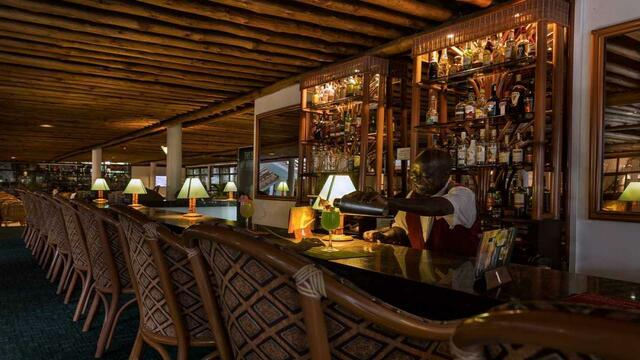 Travellers Beach Hotel, Момбаса, Кения