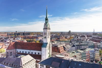 Мюнхен с Баварски замъци и Залцбург с полет от Варна