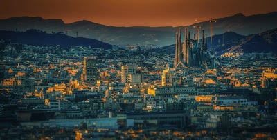 Нова година 2025 в хотел в центъра на Барселона, 5 нощувки с полет от София