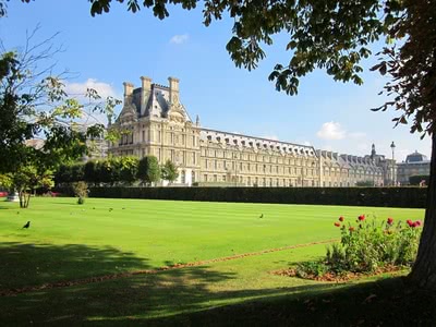 Романтиката на Париж 2025 - екскурзия с 4 нощувки с чартър от София - Lucky Paris 3* и Lucky Paris 4*