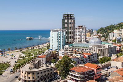 Тирана Почивки и екскурзии